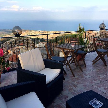 Perla Del Borgo Appartamenti Santa Caterina dello Ionio Dış mekan fotoğraf