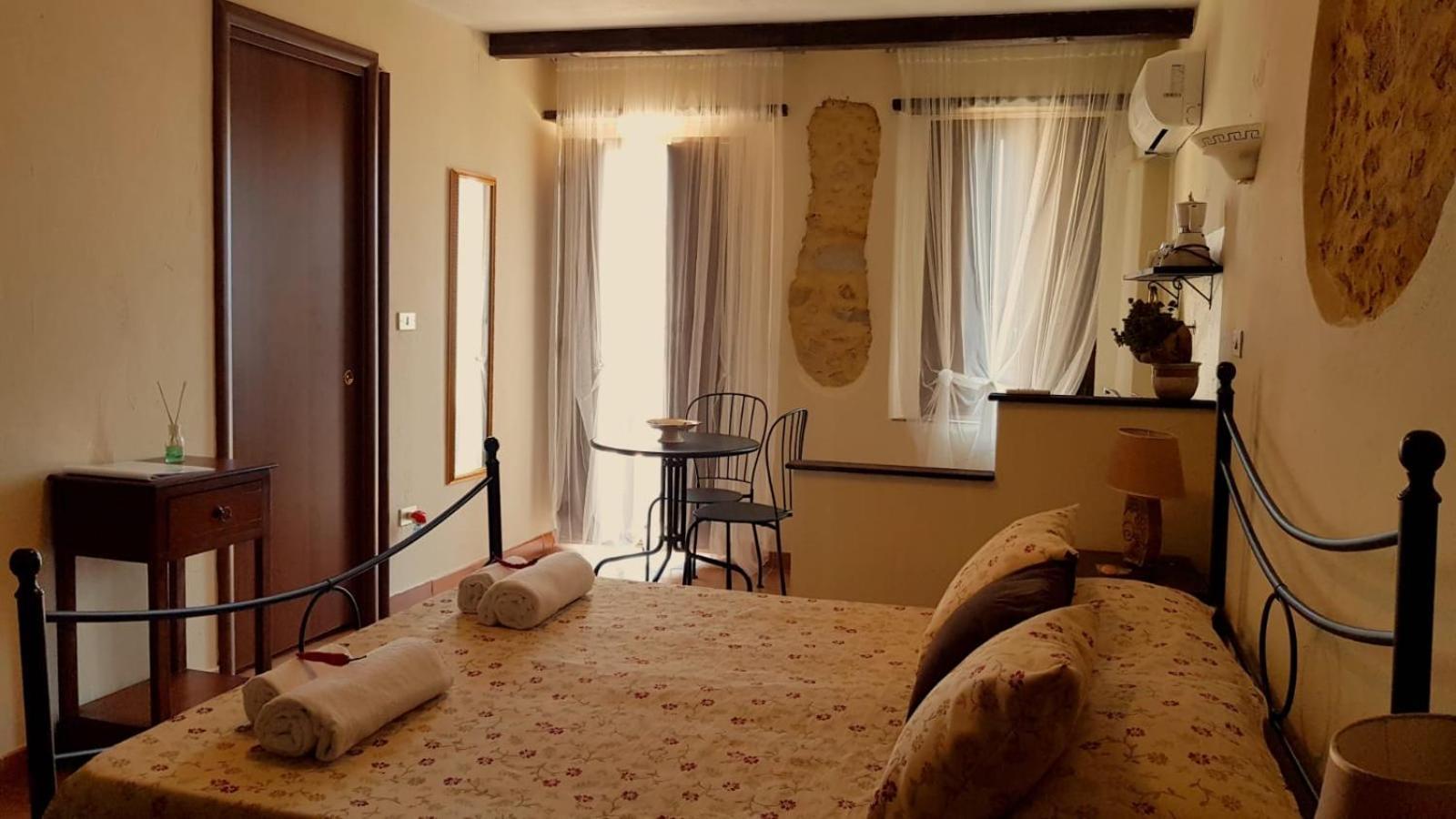 Perla Del Borgo Appartamenti Santa Caterina dello Ionio Dış mekan fotoğraf